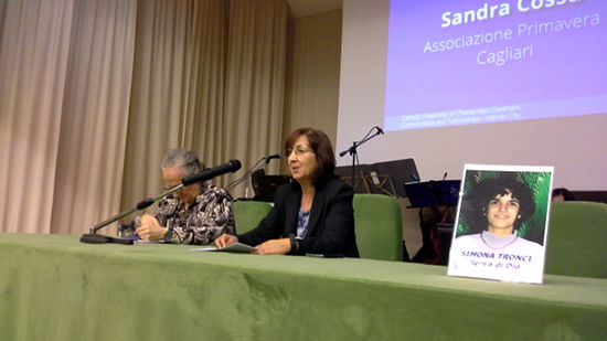 Sandra Cossu durante la sua testimonianza Sandra Cossu