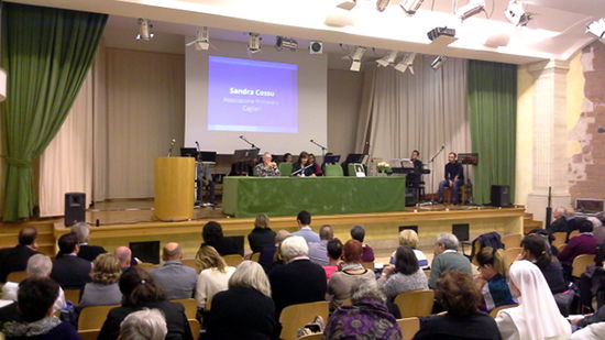 Sandra Cossu durante la sua testimonianza Sandra Cossu