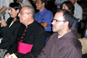 Mons. Giovanni Delogu con Padre Beppe Pireddu i vice-postulatori